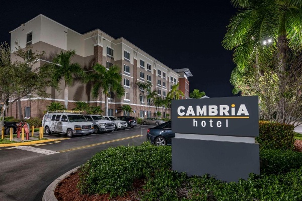 Cambria Hotel Ft Lauderdale, Airport South & Cruise Port image 4